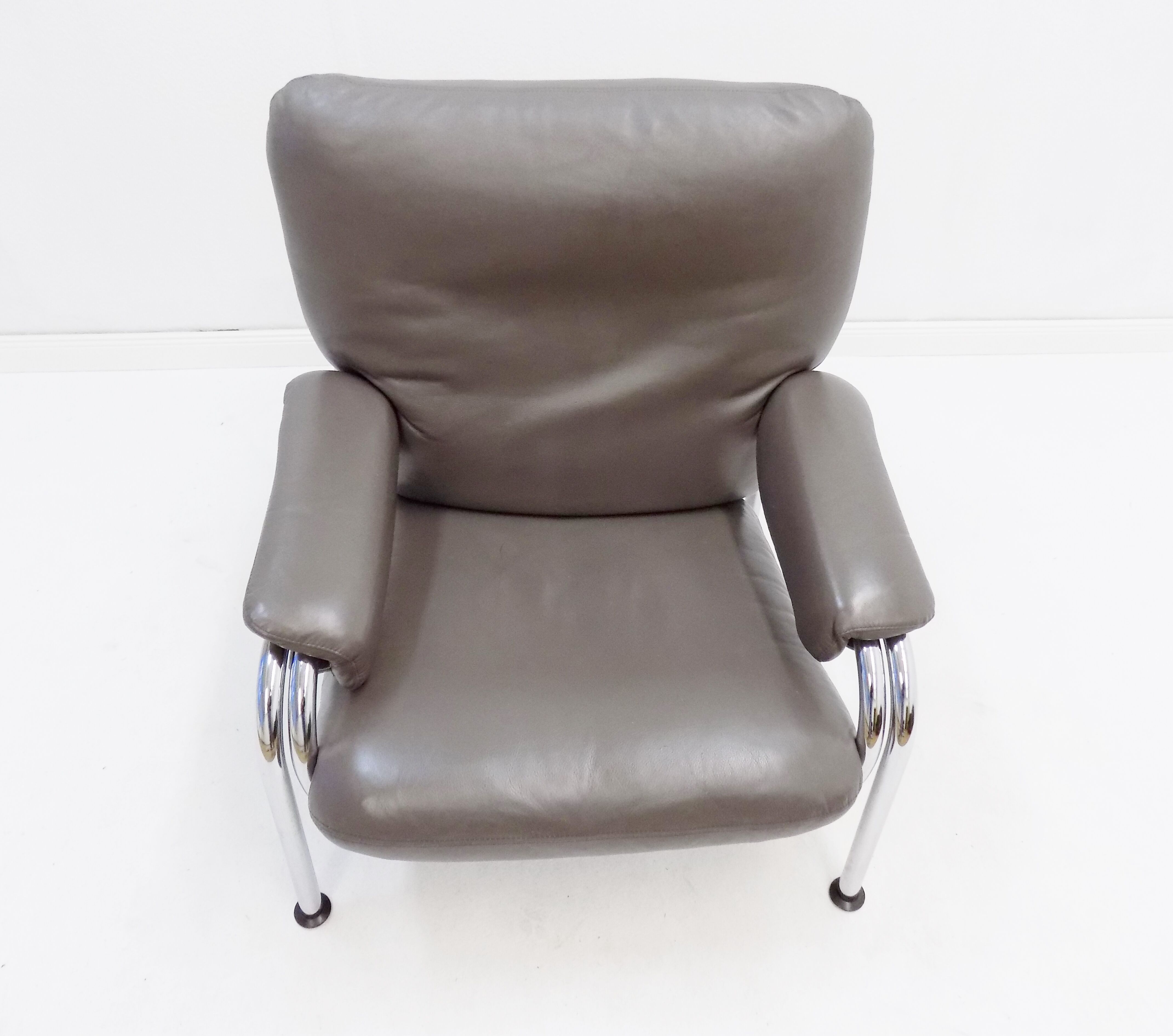 Fauteuil en cuir Kangourou De Sede par Hans Eichenberger