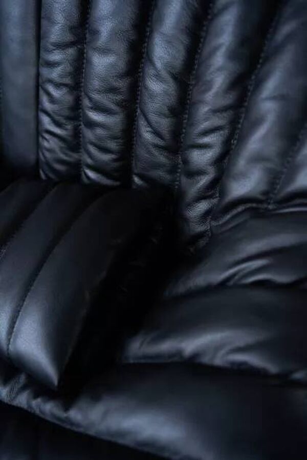 Canapé 2 places Cinna Ligne Roset en cuir noir attribué à Annie Hieronimus, années 1970