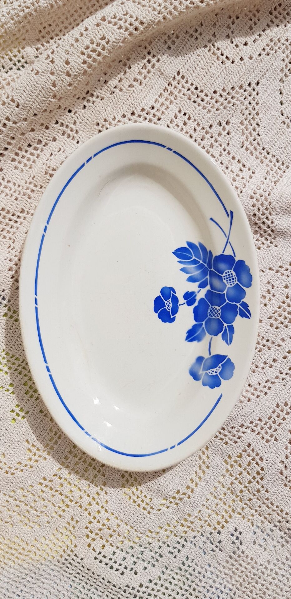 Serving dish St Amand