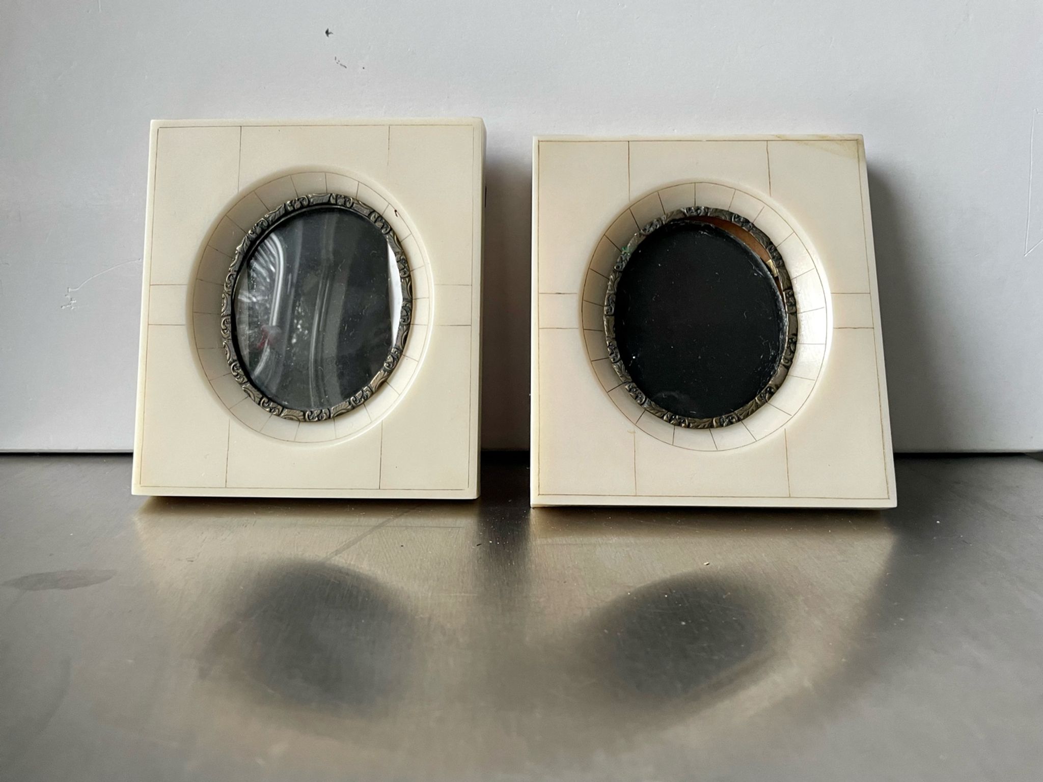 Pair vintage bakelite frames 14.5 cm x 12.5 cm