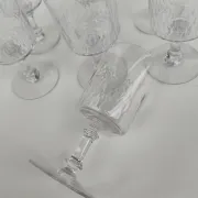 8 grands verres en cristal de Baccarat, modèle Champigny.