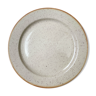 Round dish in tulowice speckled sandstone