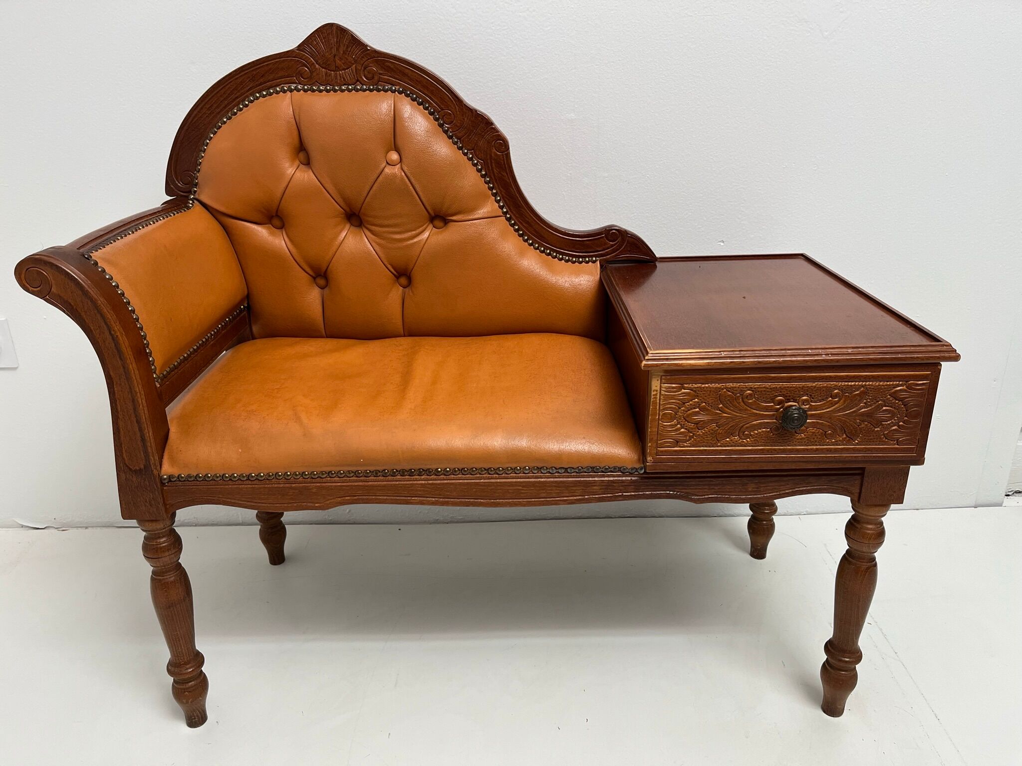 Telephone cabinet 50s