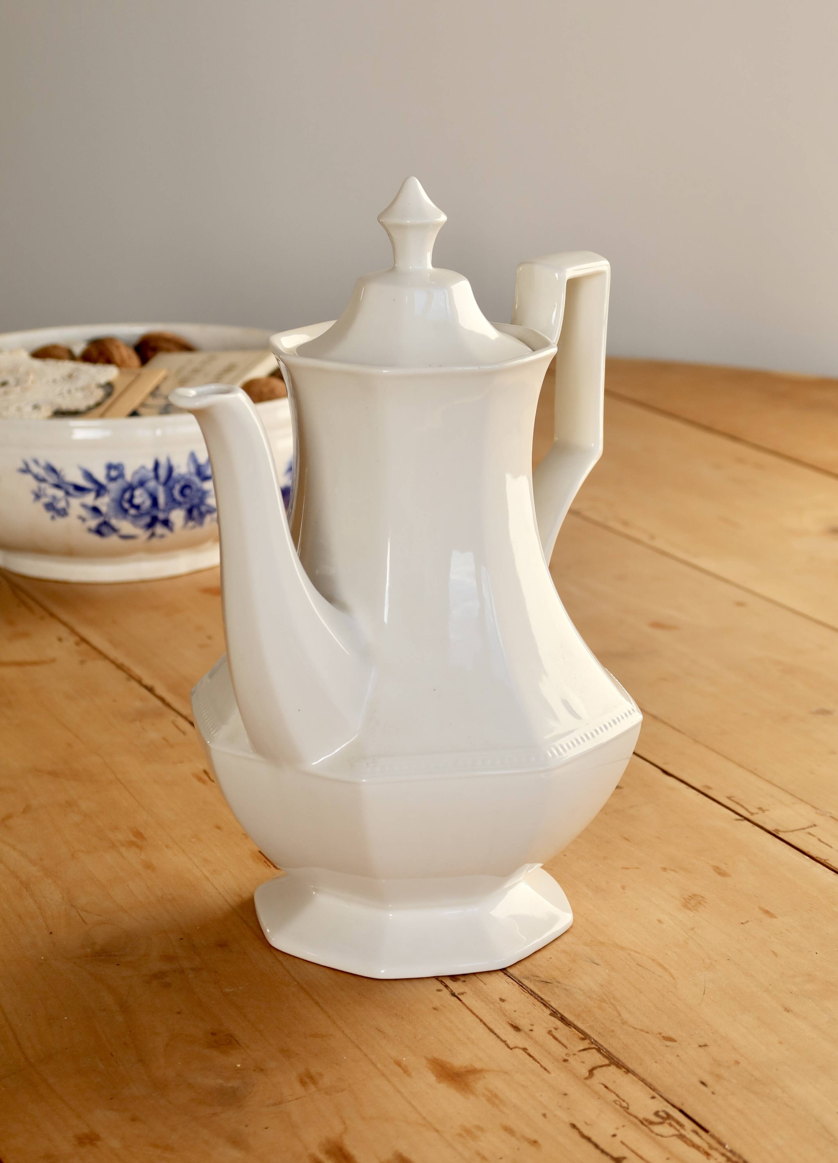 Large vintage jug Johnson Brothers Pearl pattern white porcelain