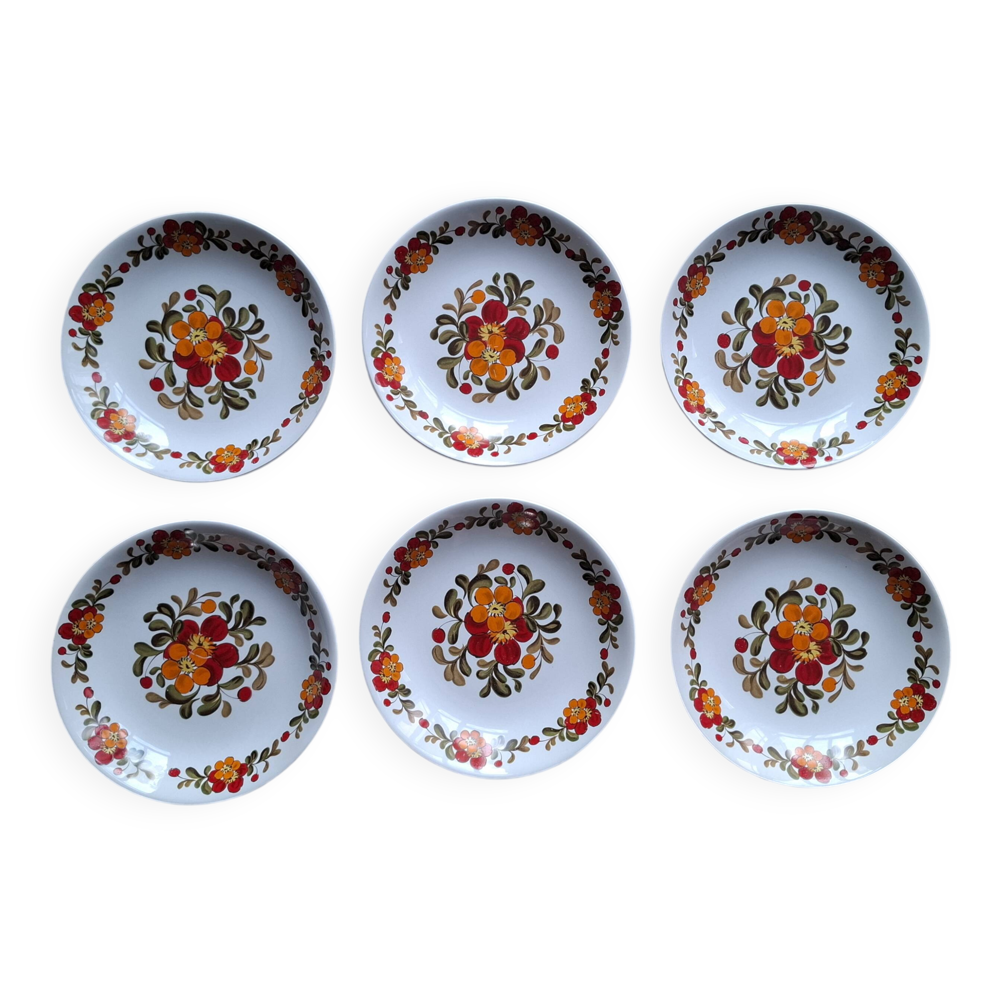 Set of 6 Moulin des Loups plates with red flowers