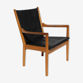 Fauteuil, modèle 1788, en cuir noir conçu par Hans J. Wegner