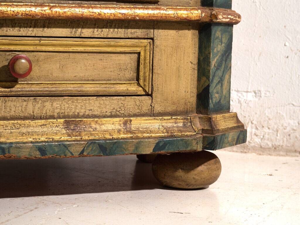 Antique baroque wardrobe painted in pine – Austro-Hungarian Empire, Year 1794