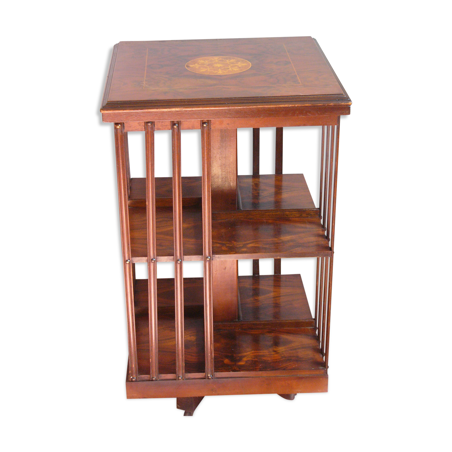 Rotating bookcase