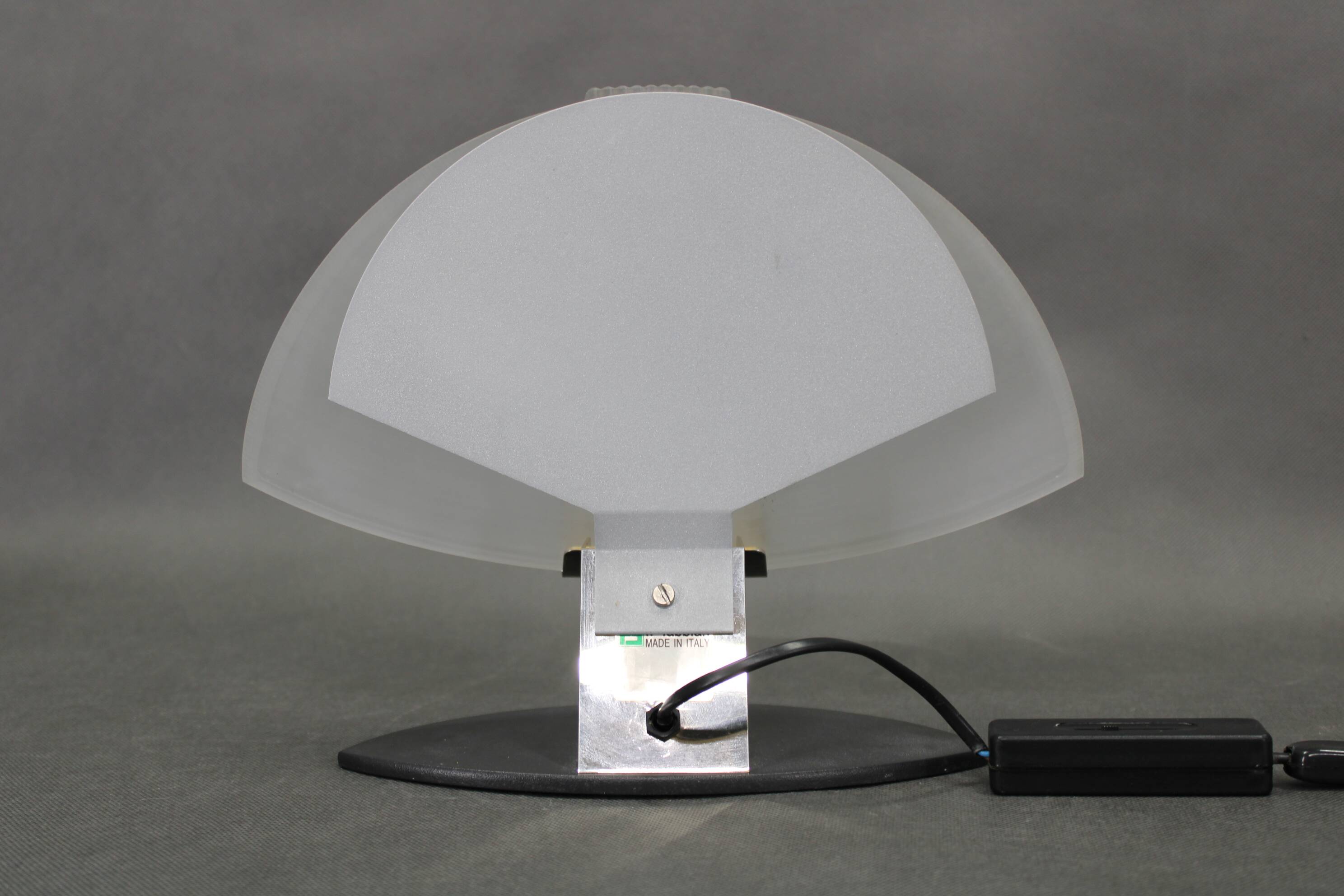 Pair of Italian midcentury table lamps by F. Fabbian, frosted glass, 1980s