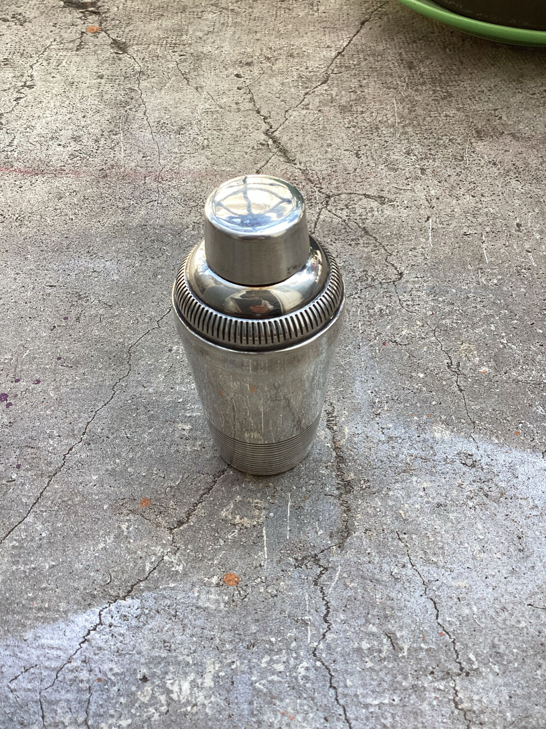Antique shaker in silver metal hallmarked Art Deco style