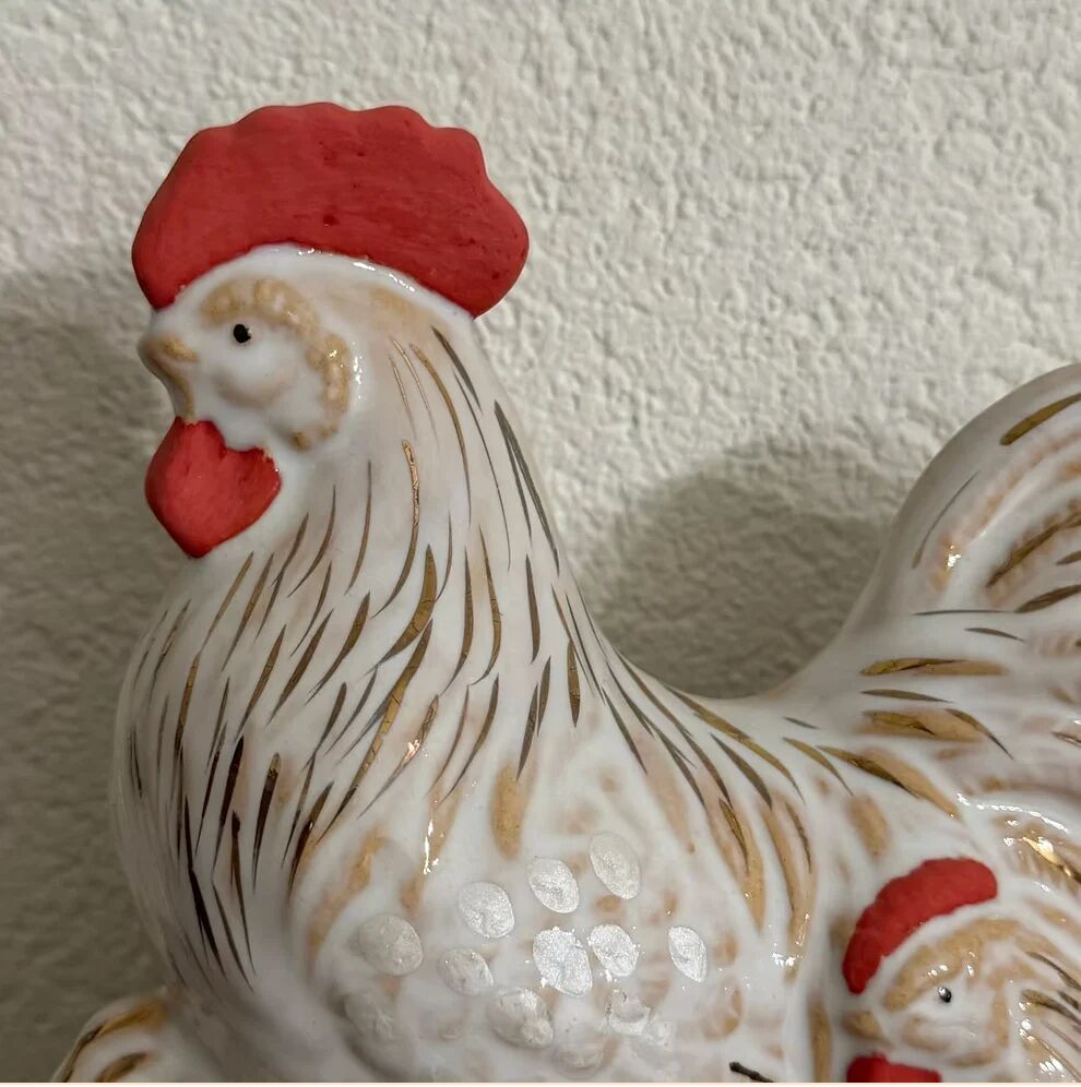 Chicken ornament — Hagi ware by Tenryū