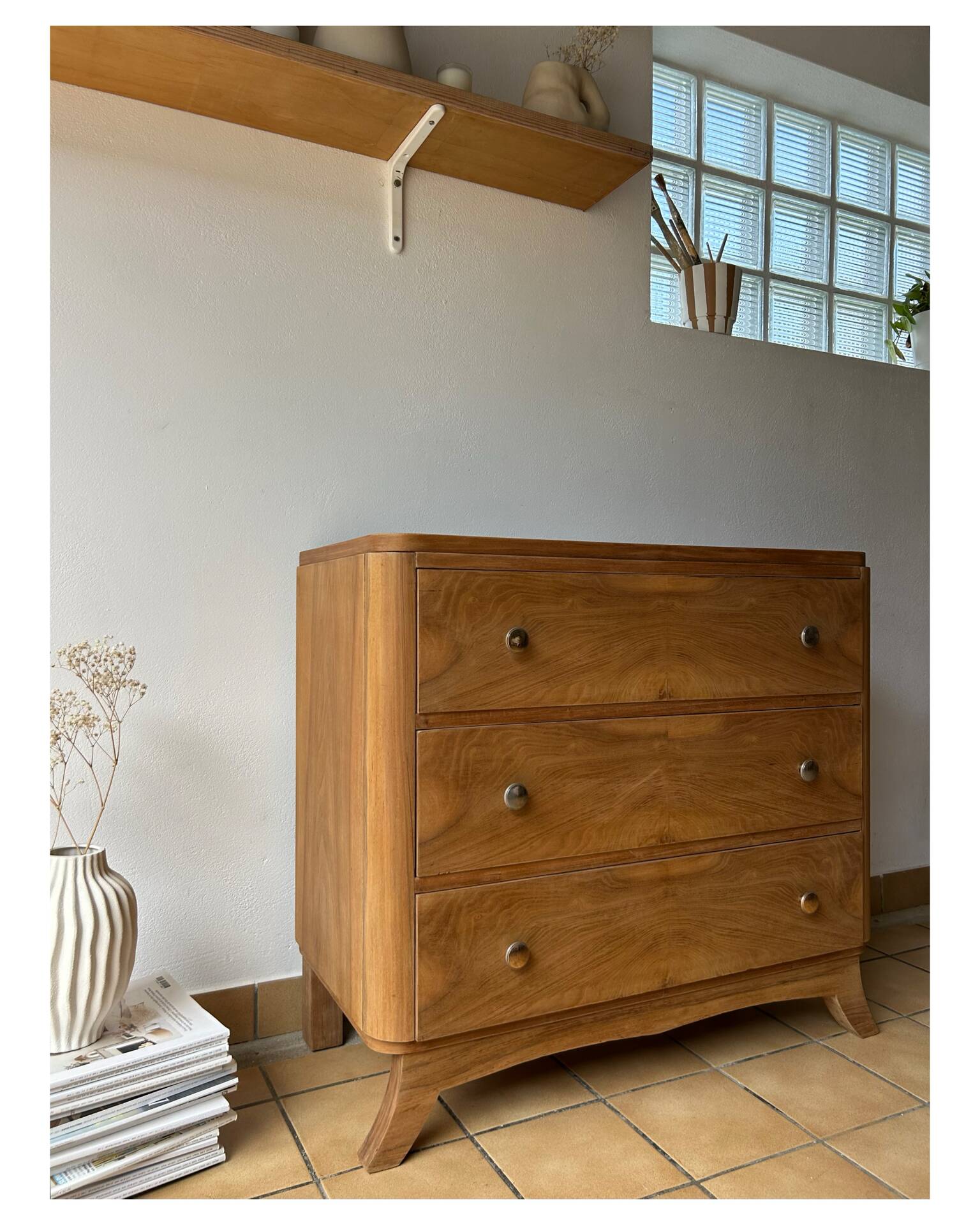 Vintage chest of drawers