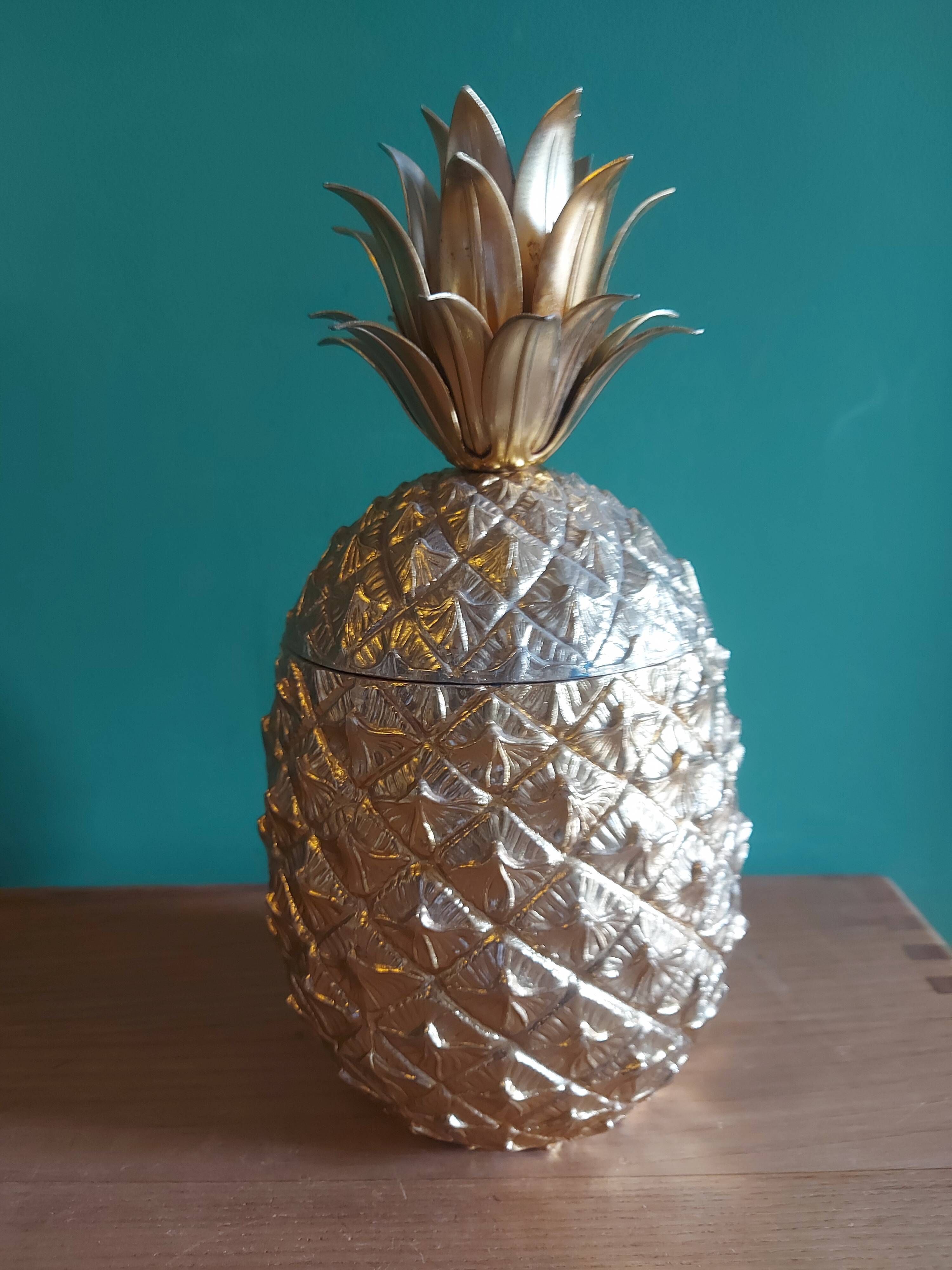 Pineapple ice bucket in golden metal Mauro Manetti