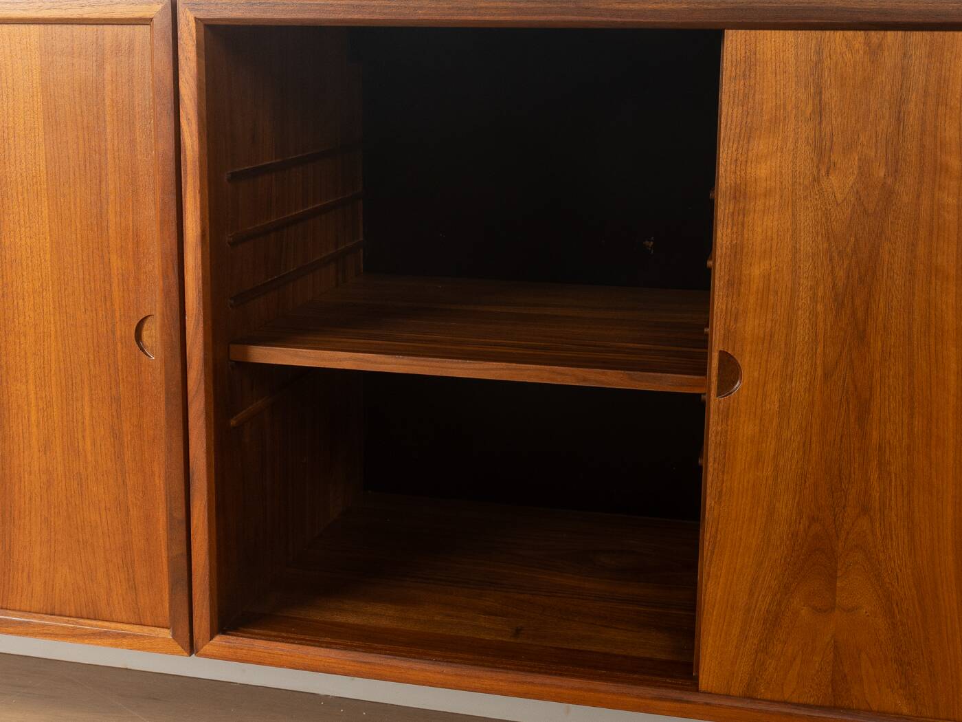 1960s wall shelf, Poul Cadovius