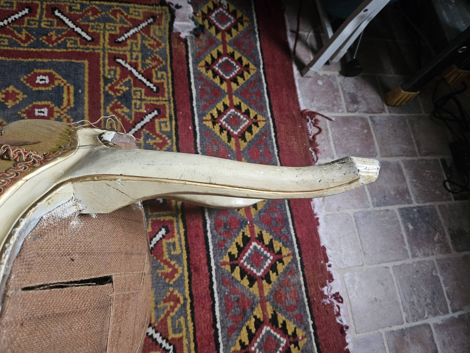 Chaise Louis XV authentique – XVIIIᵉ siècle – bois sculpté, à restaurer