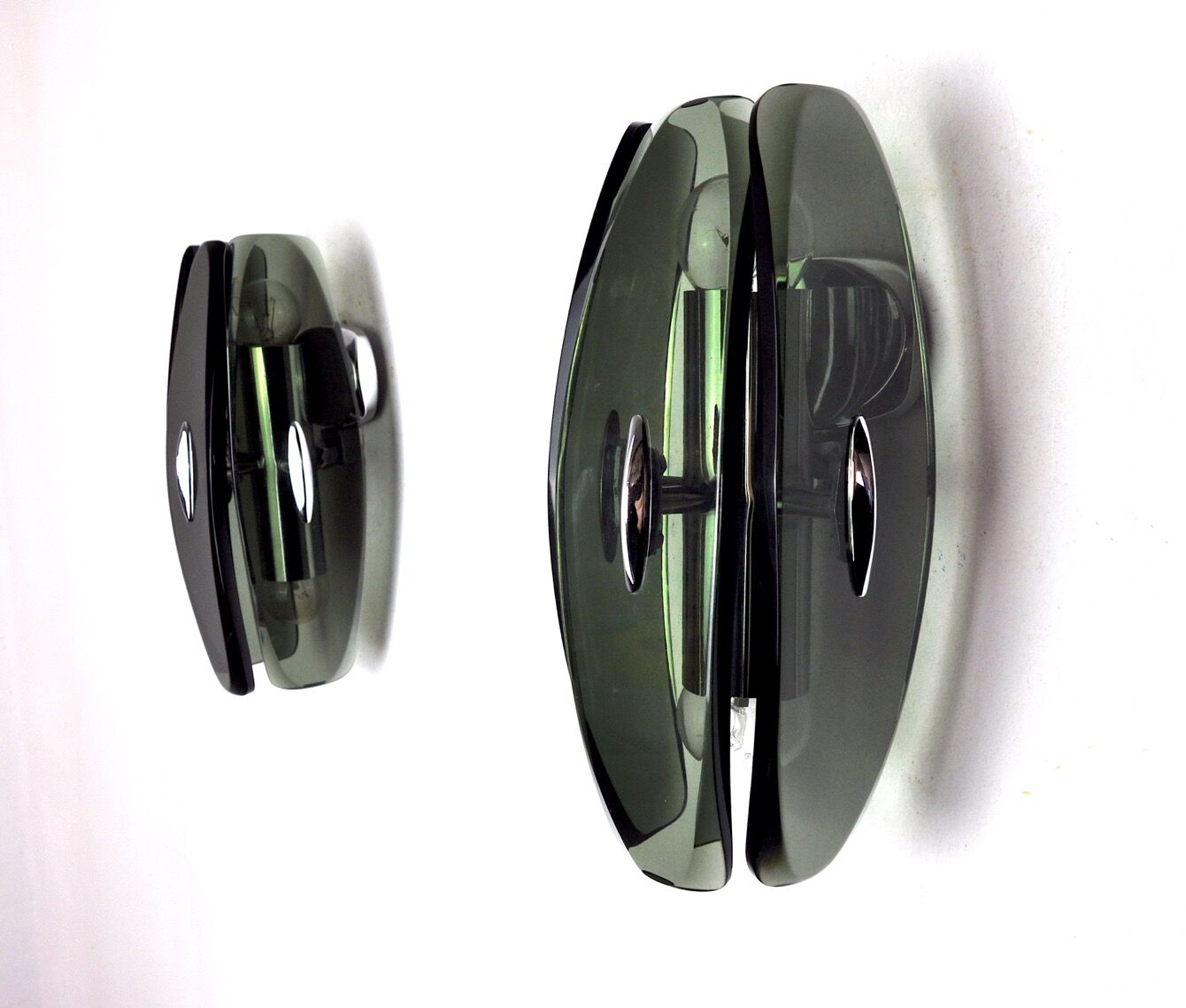 Pair of Veca wall lamps in Bakelite, Italy, 1970