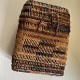 Asian rattan basket with lid 23×18 cm