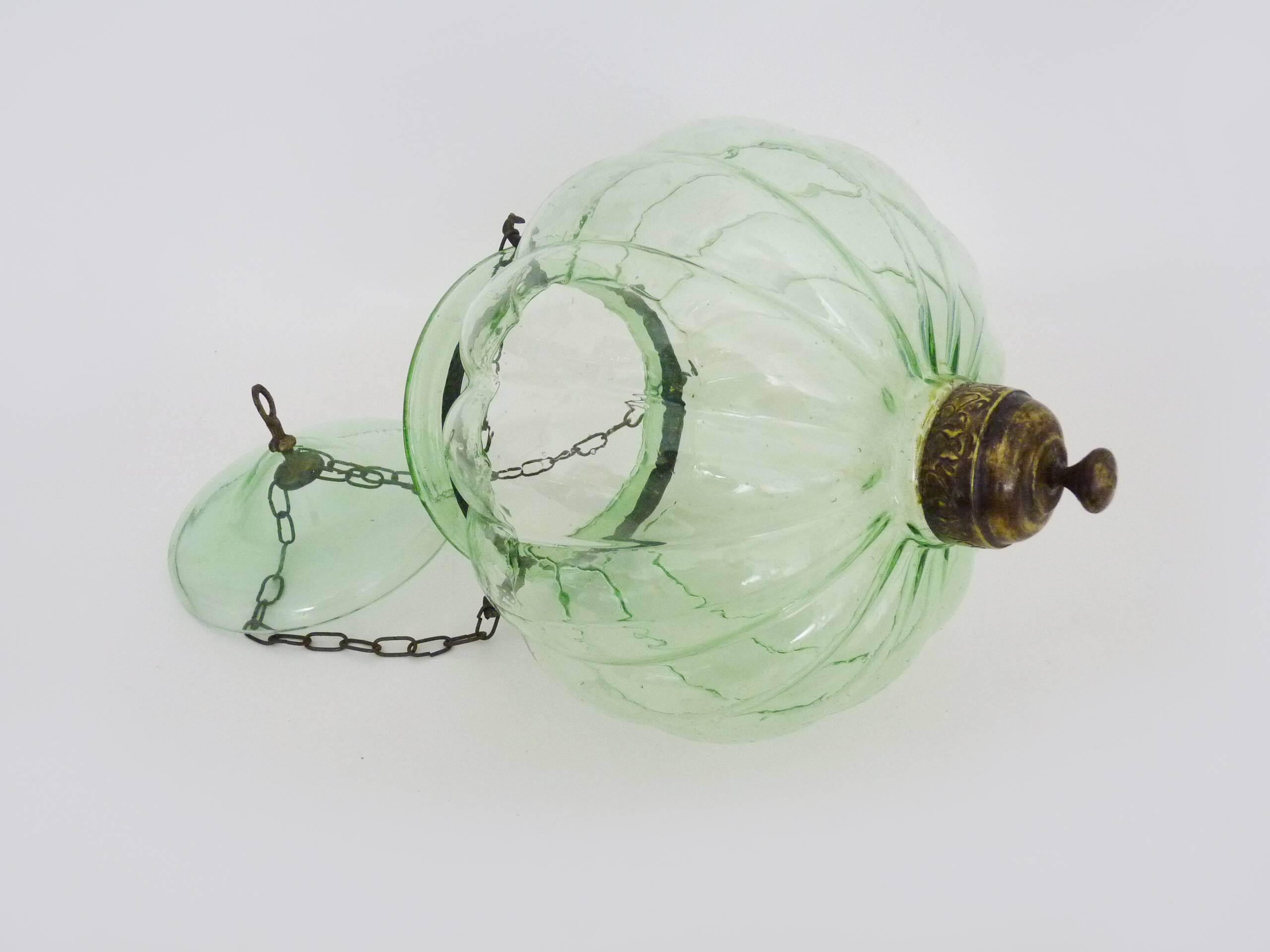 Glass bell lantern with its smoker. 19th century