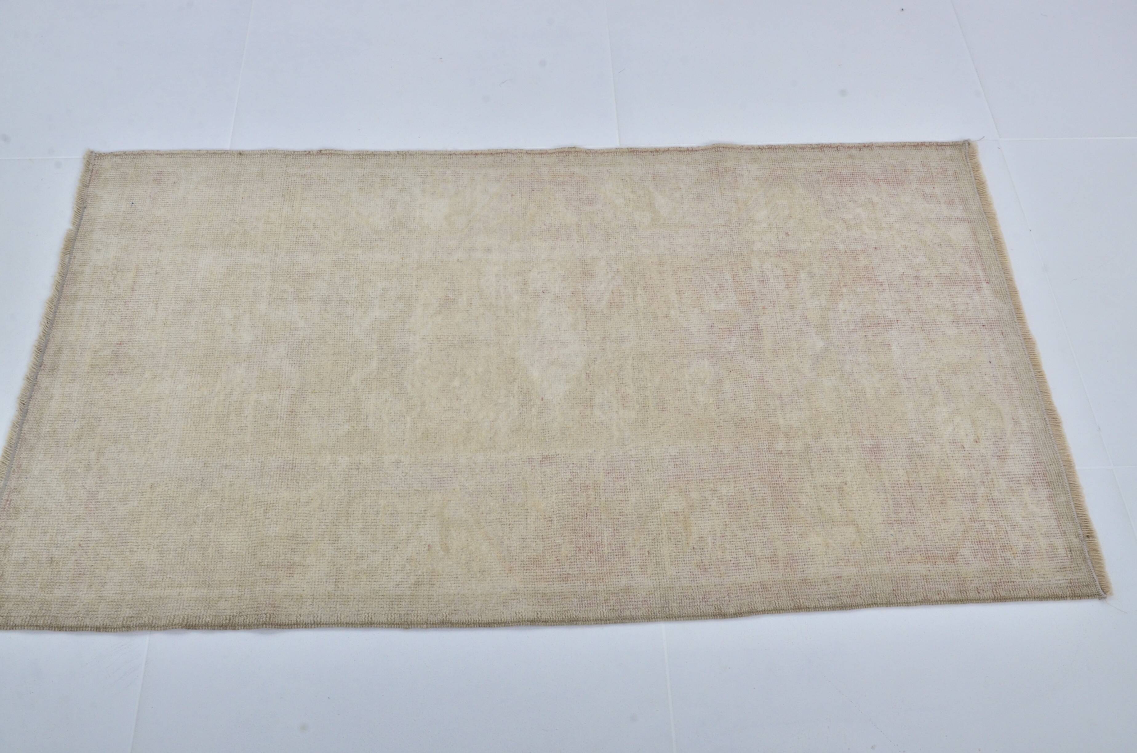 Handwoven Decorative Oushak Rug