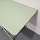 Table en bois repeinte