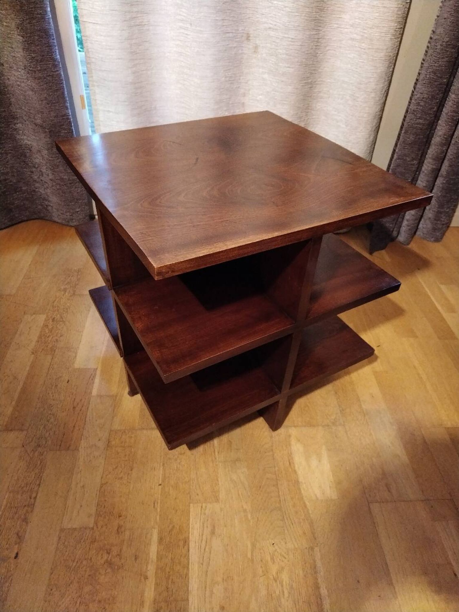 Side table bookshelf