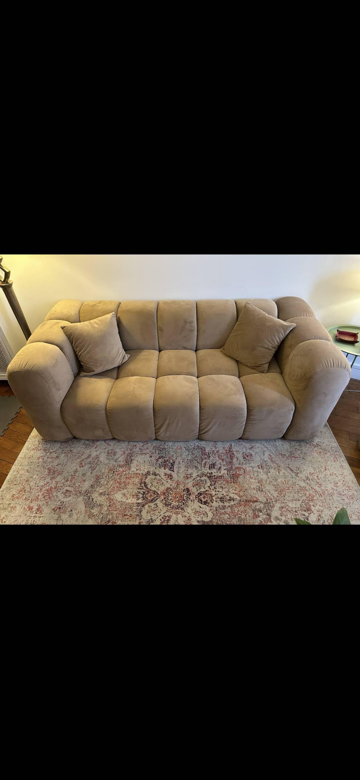 Canapé Windsor & Co en velours taupe/beige - excellent état