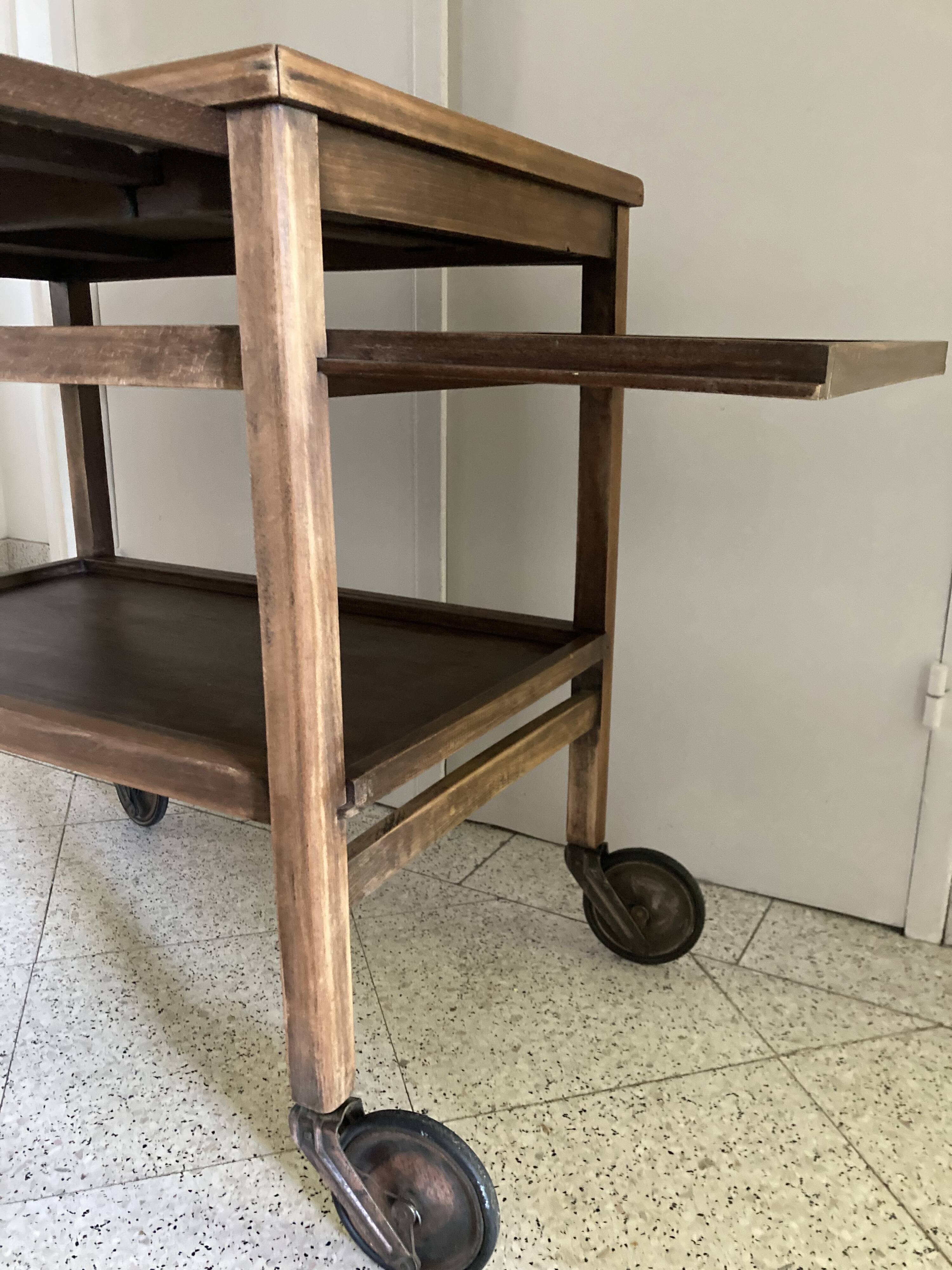 Vintage rolling bar service