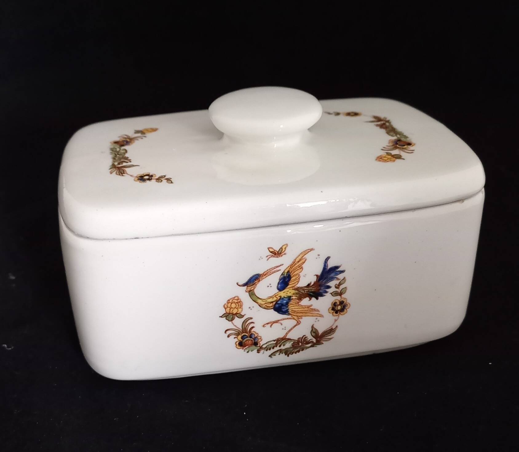 San Marino ceramic box
