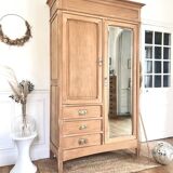 Parisian wardrobe and Art Deco