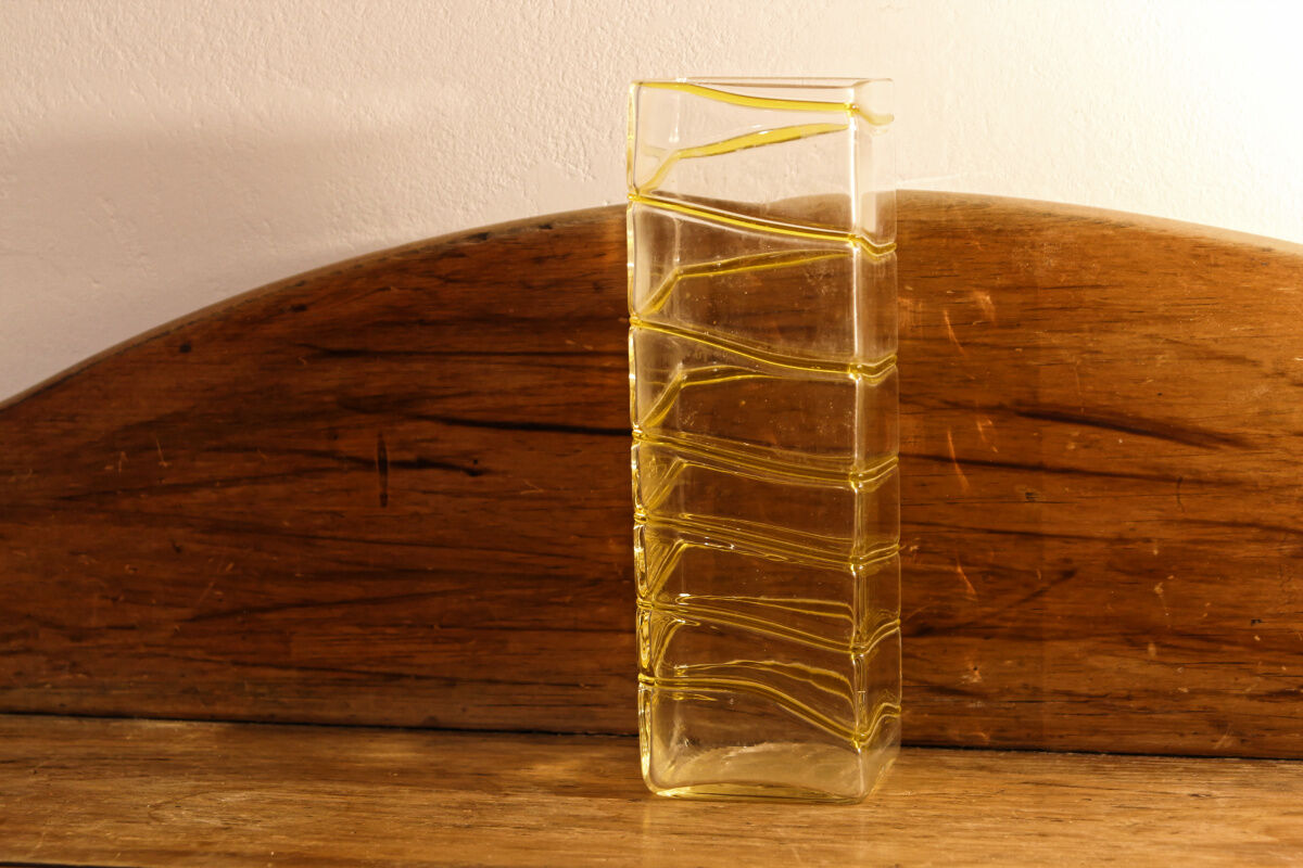 Ridged glass vase, Murano style