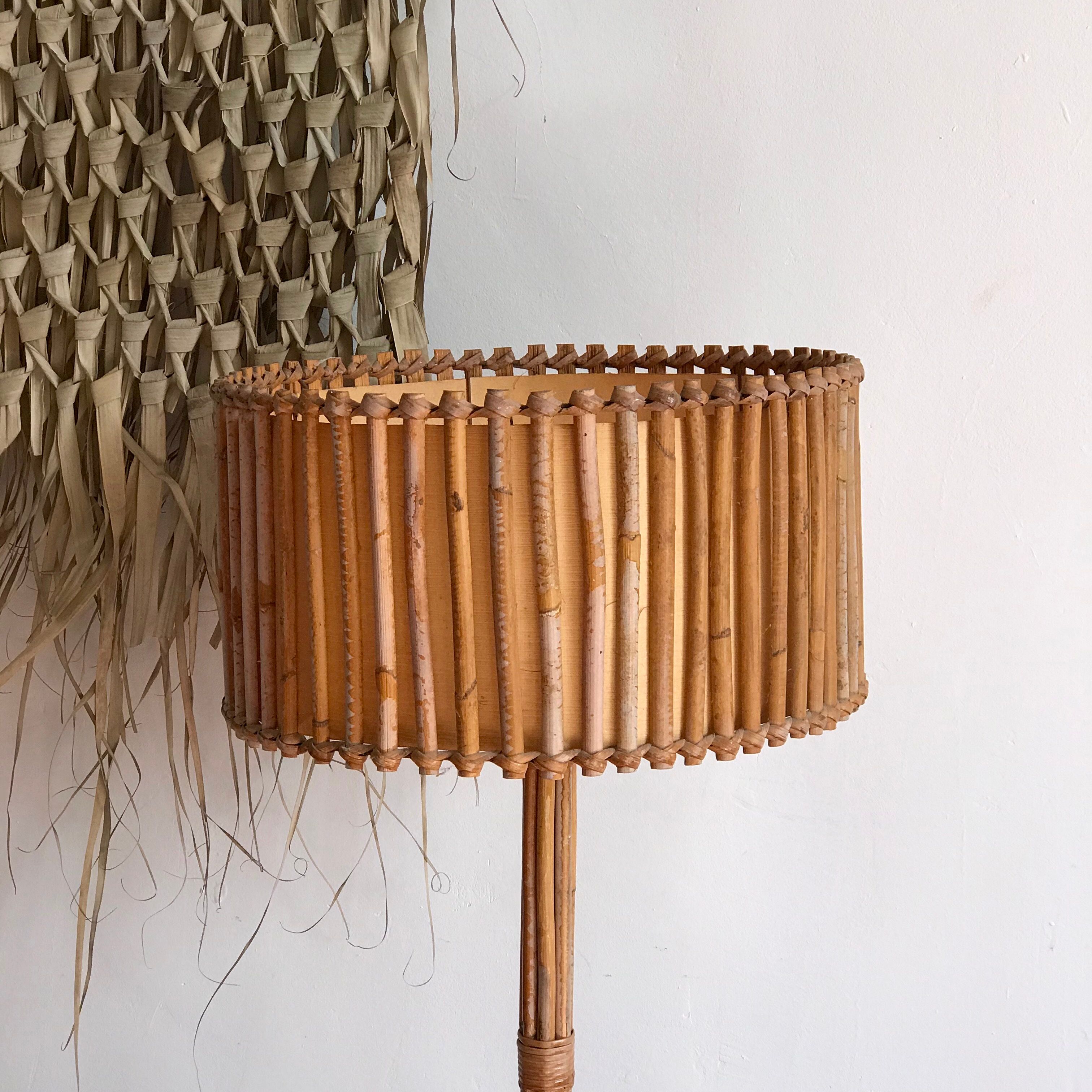 Vintage rattan lamppost