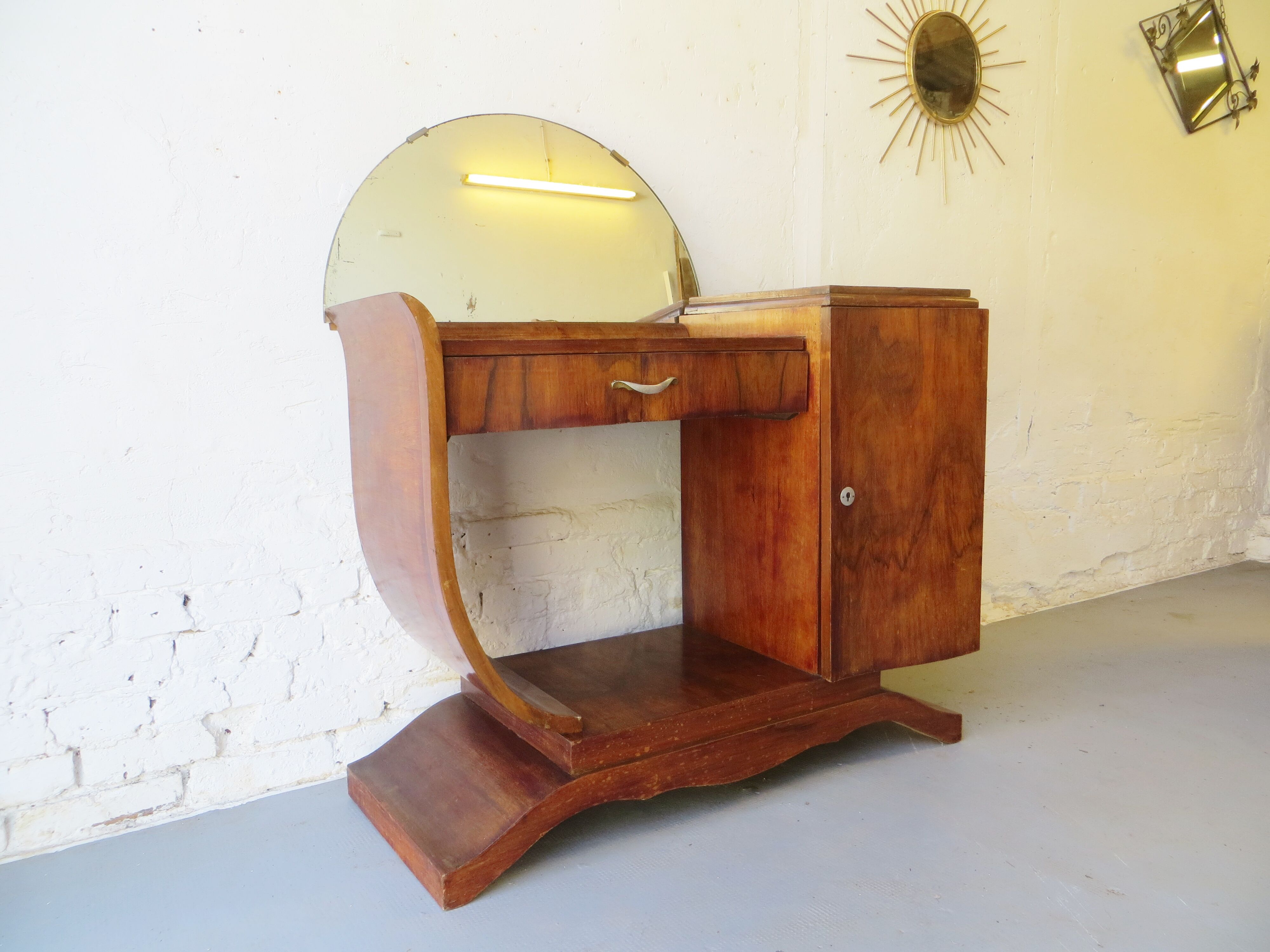Art deco vanity table the 30s