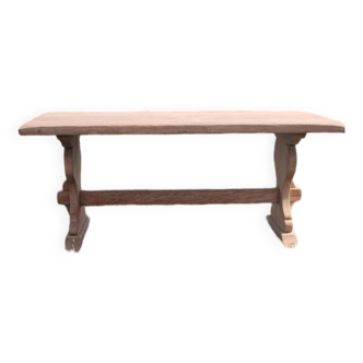Table basse monastère rénovée