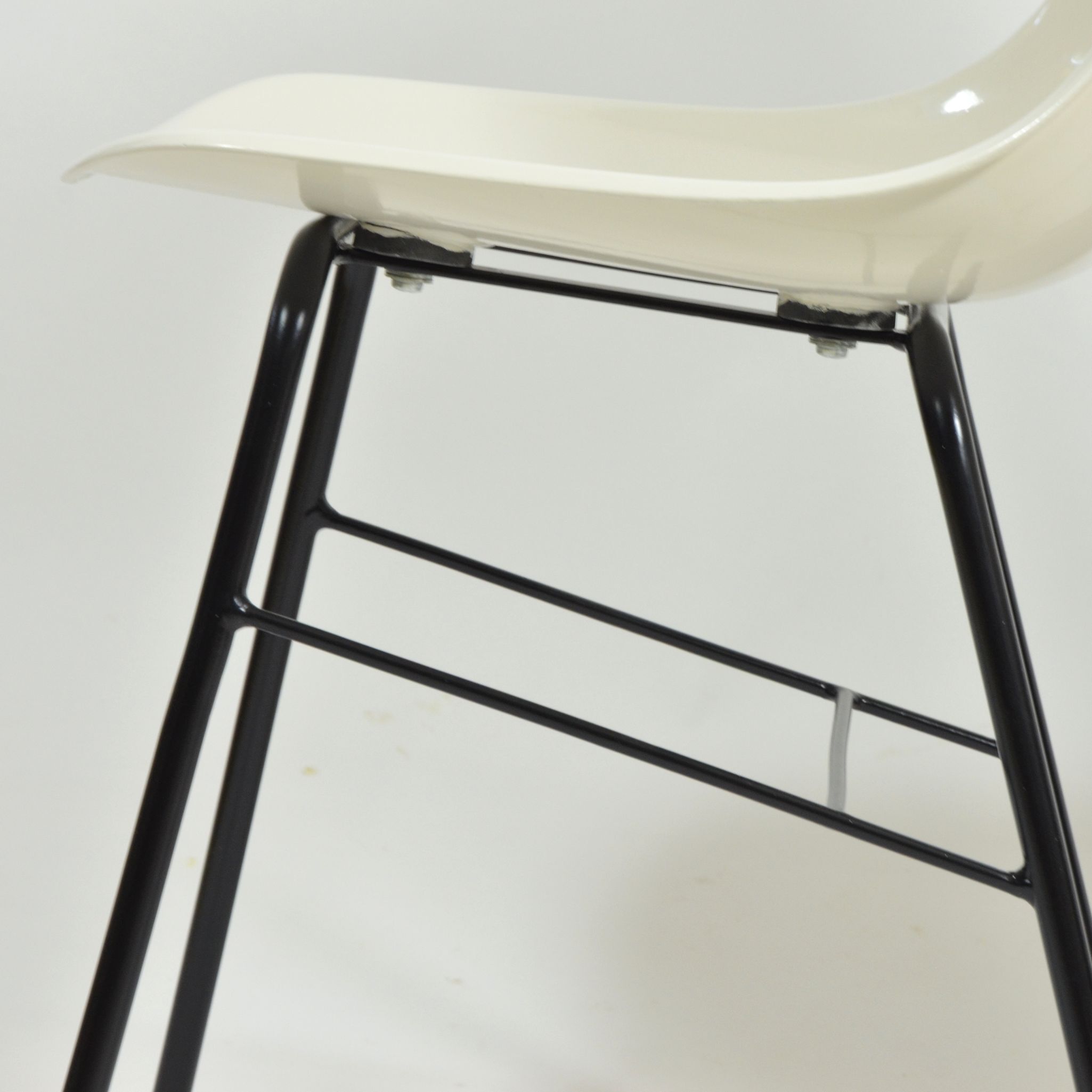 Pair of chairs by Vertex 1960
