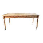 Farm table