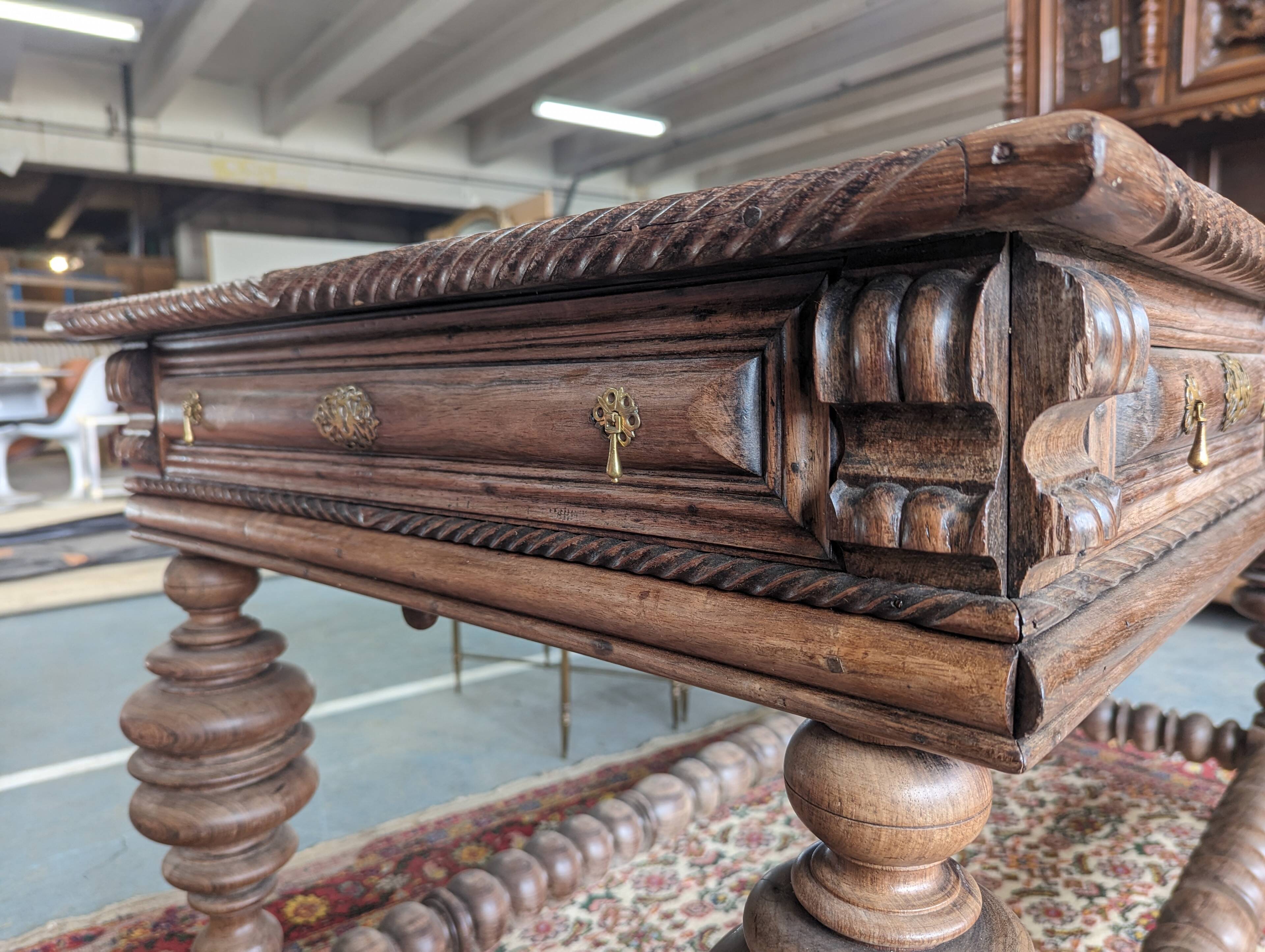 19th century Portuguese rosewood table