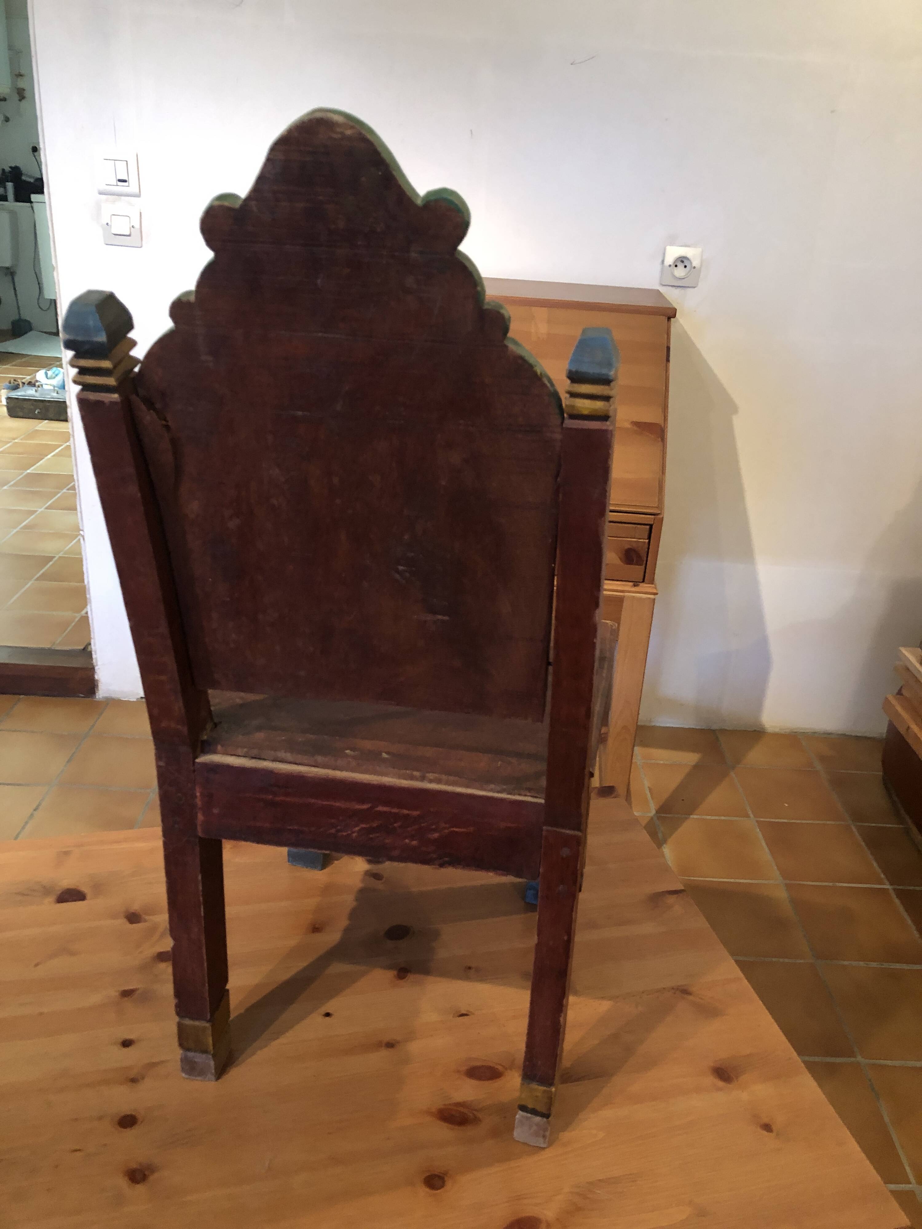 Hand-carved artisan chair – Ethnic / Bohemian style