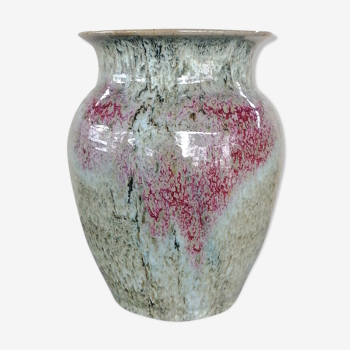 Green/pink speckled ceramic vase
