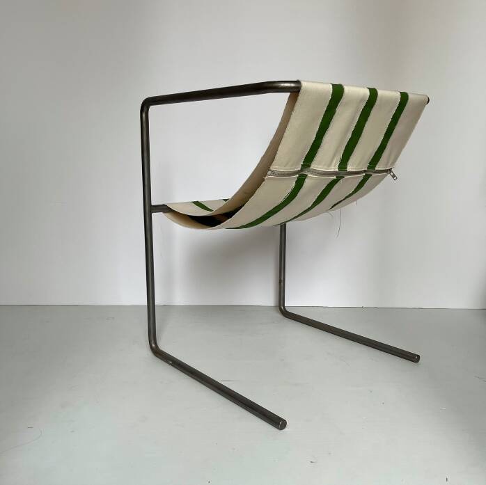 Chaise designer Avrandinis coton et acier tubulaire