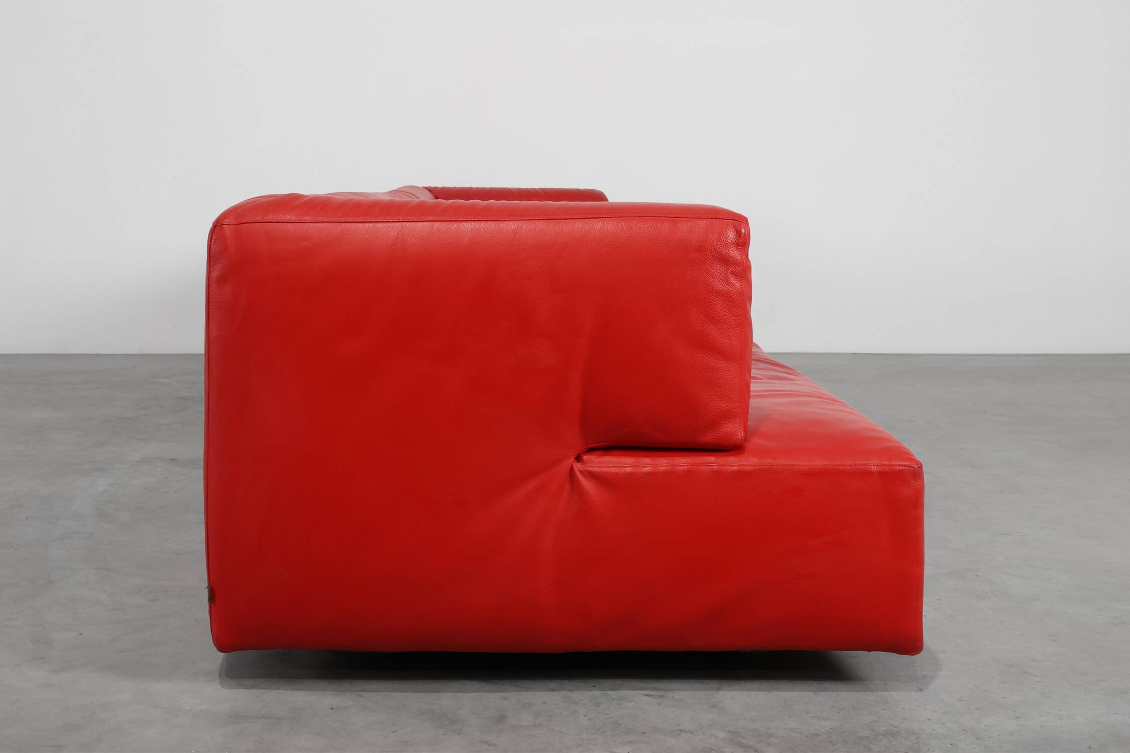 Red Mid-century 3-seater Leather Sofa by Edra, Italy 2000