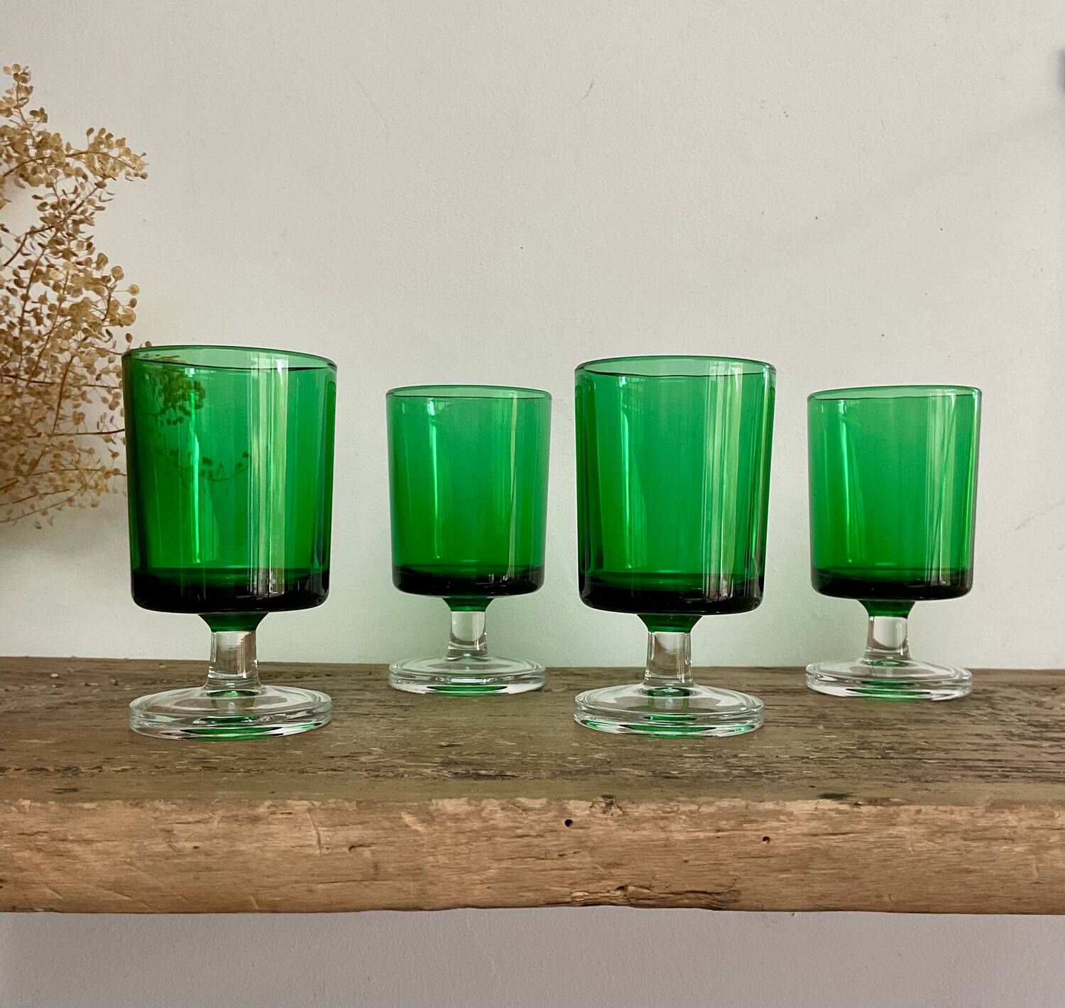 4 small green LUMINARC “Sweden” glasses