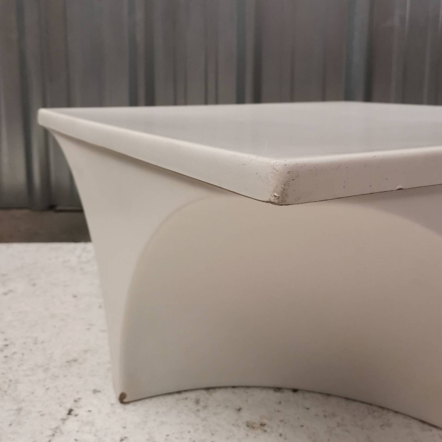 Quadrix coffee table, fibreglass, Alain Carré, Les Plastiques de Bourgogne