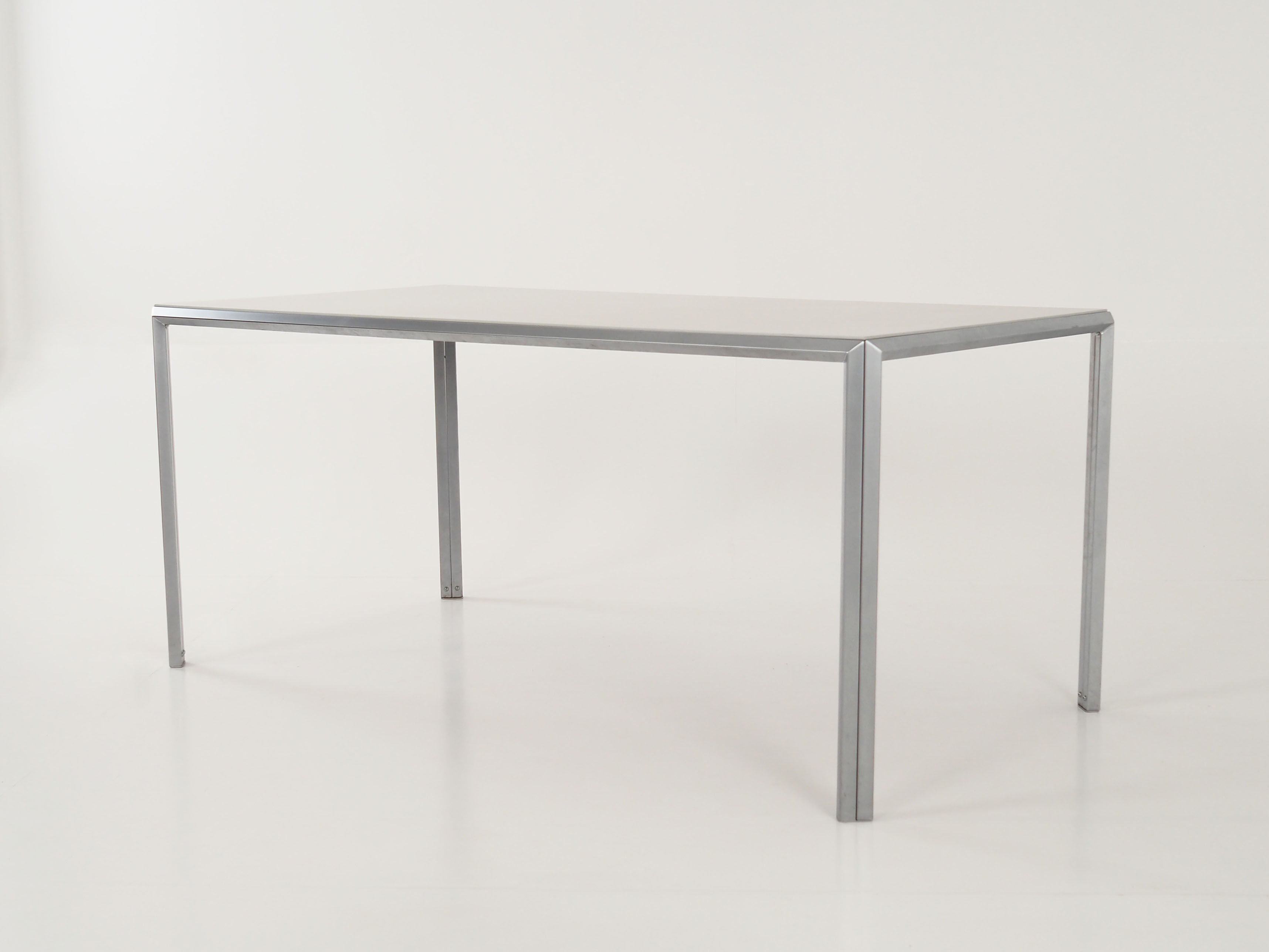 Montana furniture designer desk, 70s design