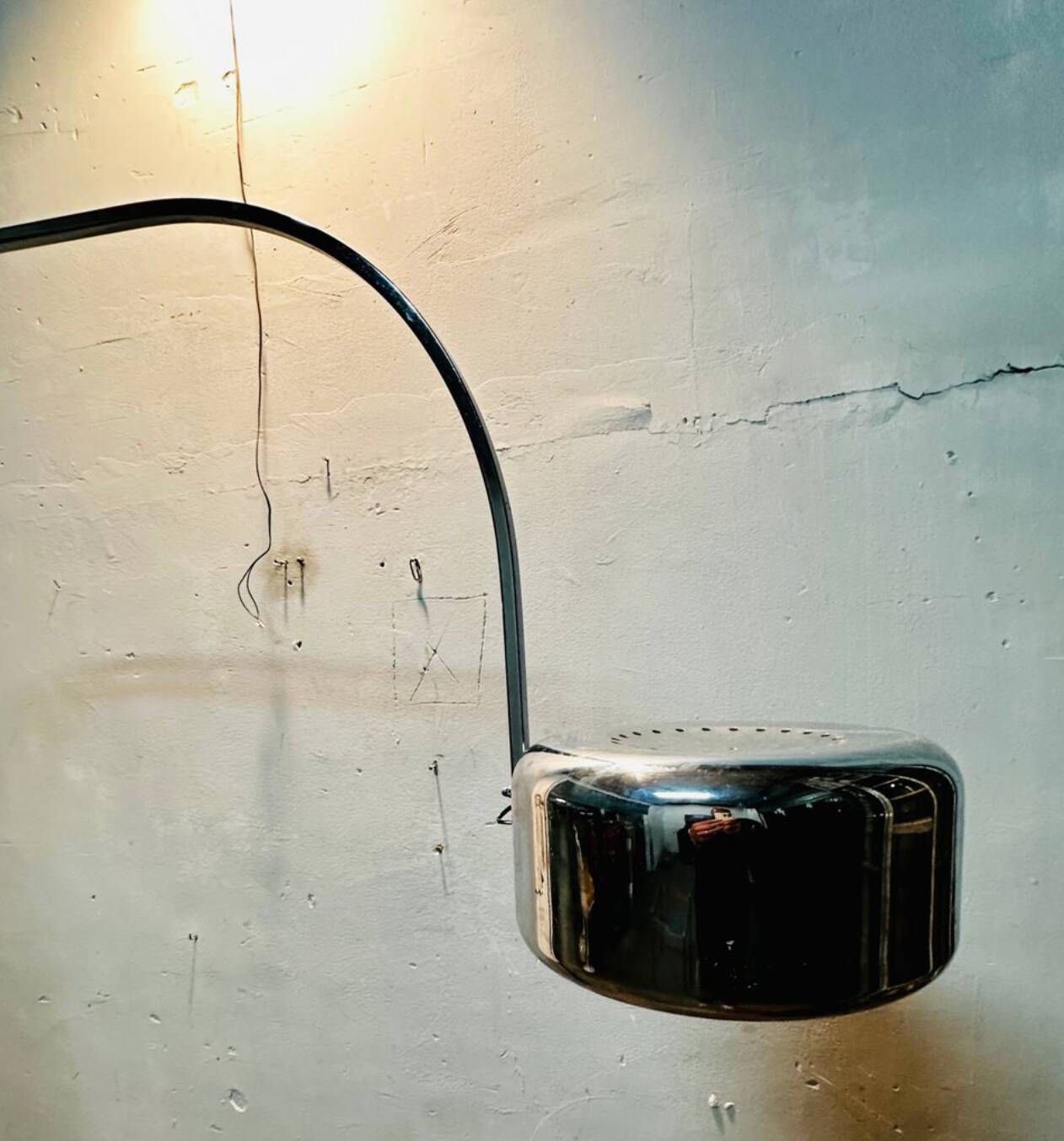 Lampada Arc di Goffredo Reggiani per Reggiani, anni '70