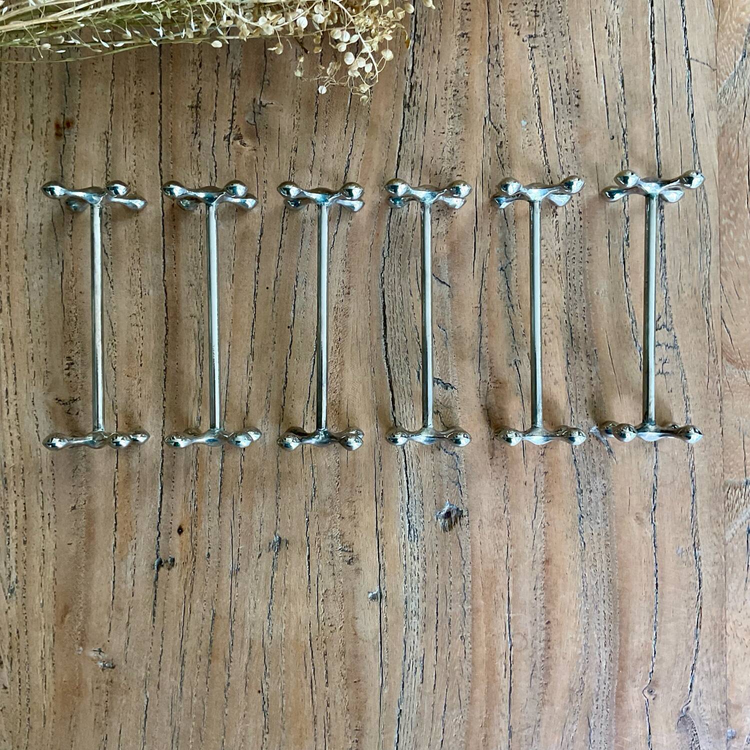 6 vintage knife holders
