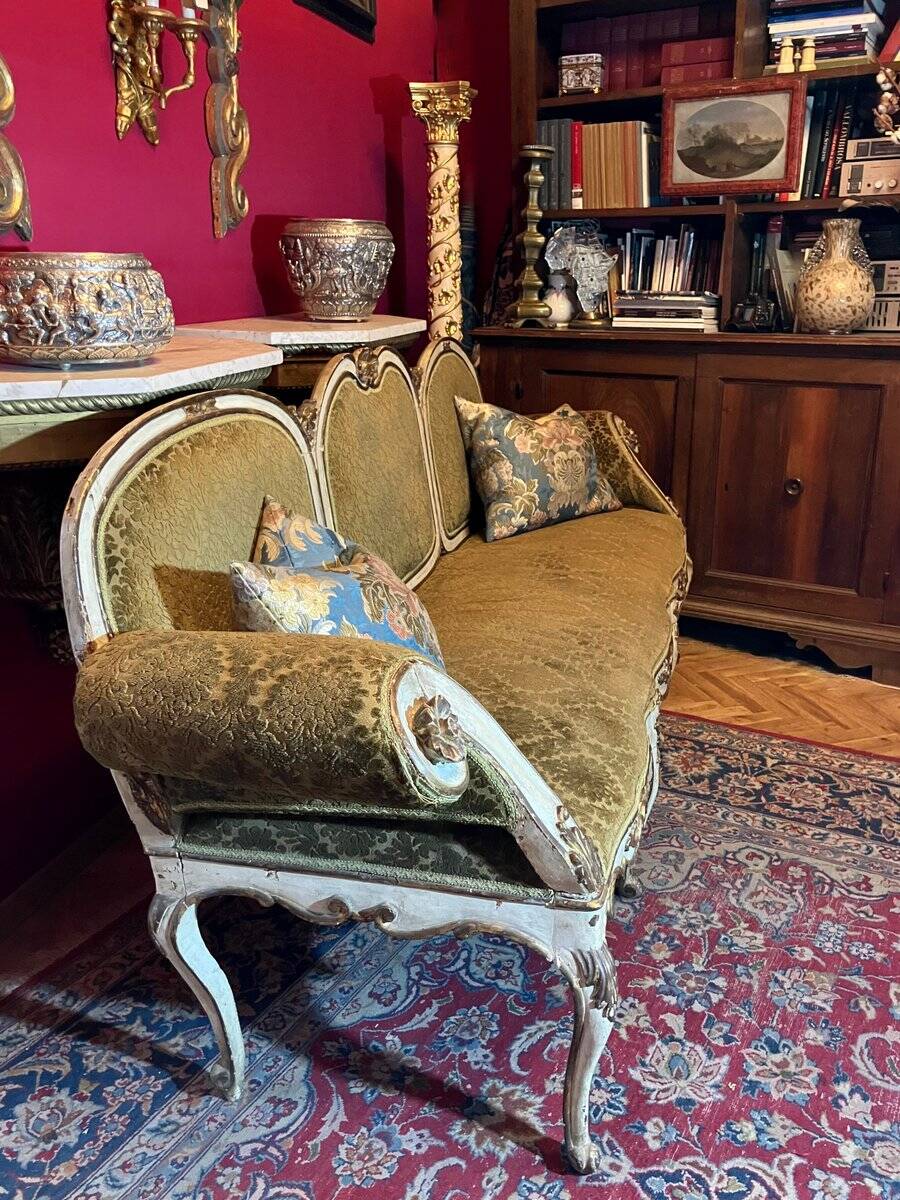 Antique Italian Baroque Louis XIV Lacquered and Parcel Gilt Sofa, 1600s