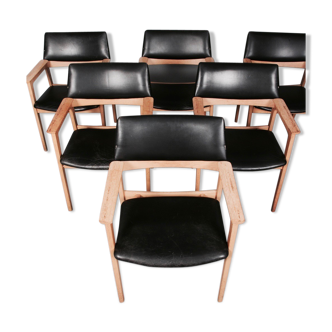 Ensemble de 6 chaises accoudoirs cuir noir design scandinave 1950