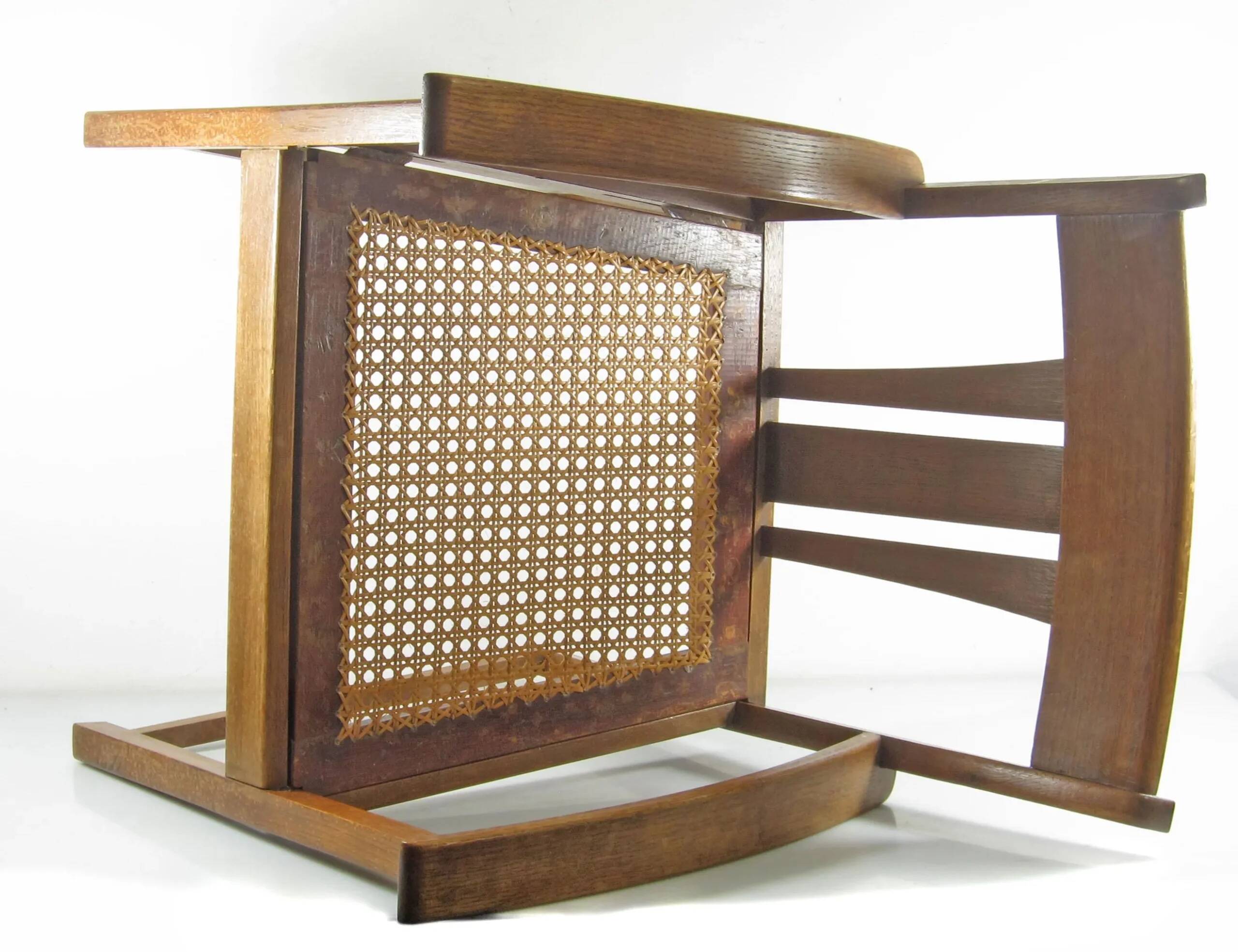 Antique Art Nouveau oak armchair Austria / Germany c.1910