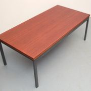 Table basse des années 1960 en teck et métal