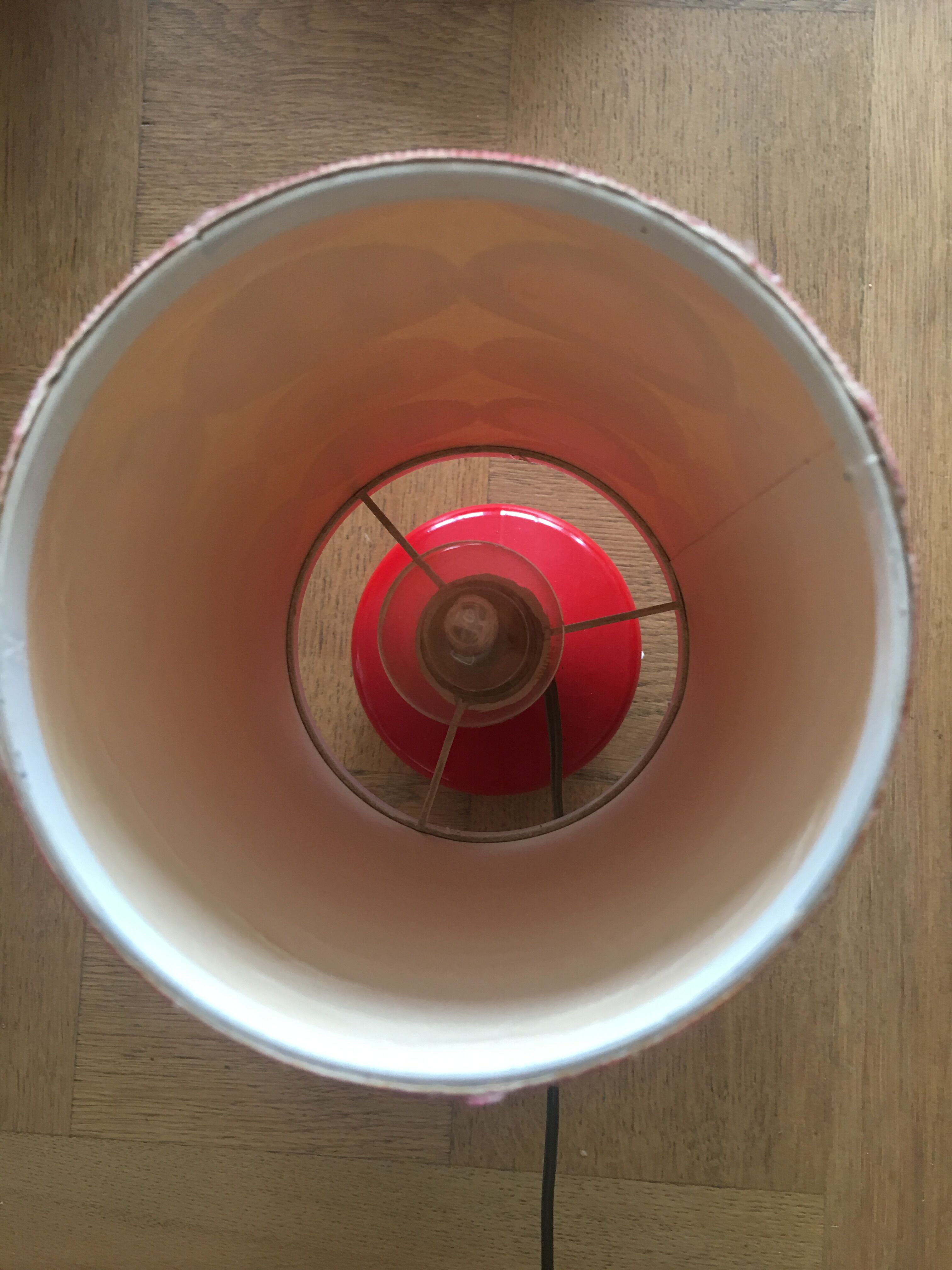 Vintage laying lamp
